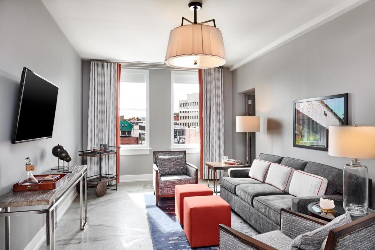 The Bristol Hotel Экстерьер фото